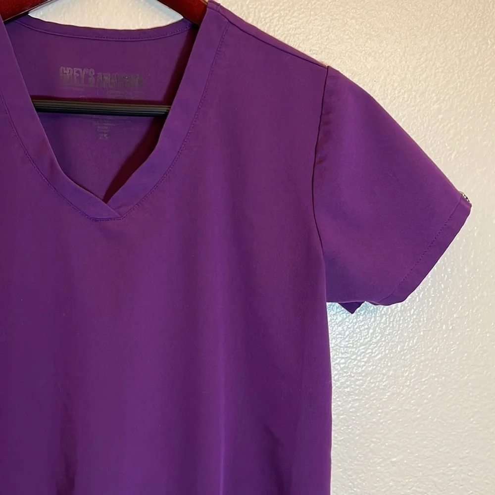 GREY’S Anatomy By Barco Purple Scrub Shirt - Picture 3 of 14